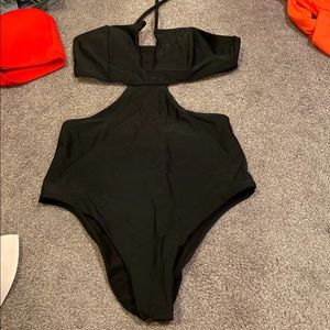 one piece swim suit